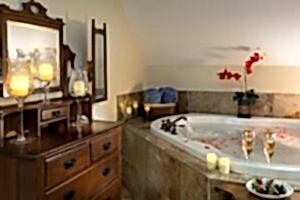 spa tub in honeymoon suite